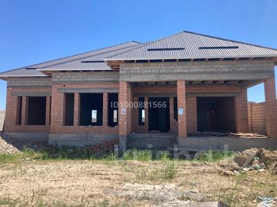 Отдельный дом · 5 комнат · 220 м² · 8 сот., Алаша Байтақ Жырау 26 — 14 мектеп,Парасат саябағы,Самғат бала-бақшасы,Ардақ дүк за 25 млн 〒 в Туркестане