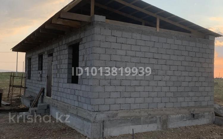 Отдельный дом · 2 комнаты · 70 м² · 800 сот., мкр Турксиб — Шаңырақ шанырак за 9 млн ₸ в Таразе — фото 2