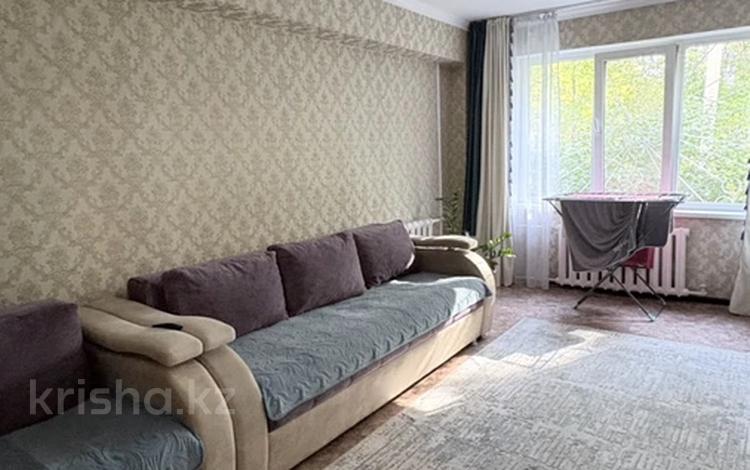 3-комнатная квартира · 70 м² · 1/5 этаж, Космическая 10/4 за 25.5 млн ₸ в Усть-Каменогорске — фото 2