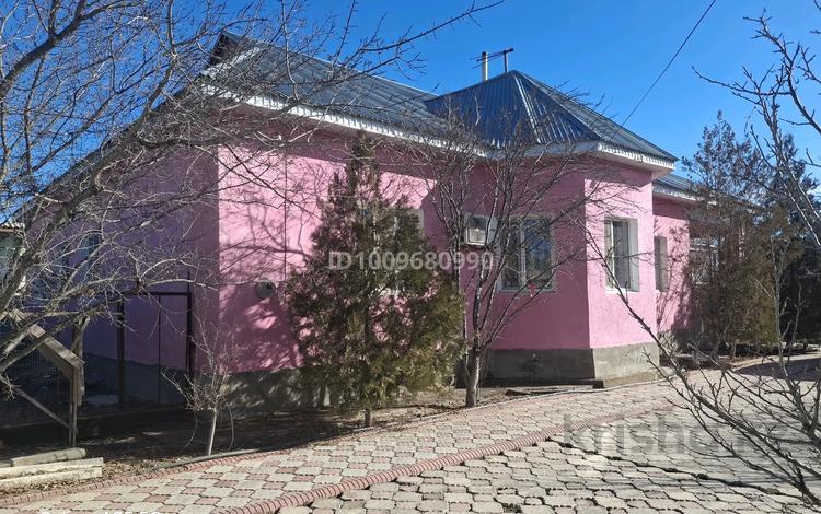 Отдельный дом · 7 комнат · 199.4 м² · 10 сот., Жайлыбаев — Орталық больница маңындағы Бақдаулет магазинінің қасында за 40 млн ₸ в Шиели — фото 2