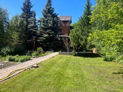 Отдельный дом · 5 комнат · 242.5 м² · 10 сот., С/к Локомотивное депо 3 91 за 69 млн 〒 в Актобе