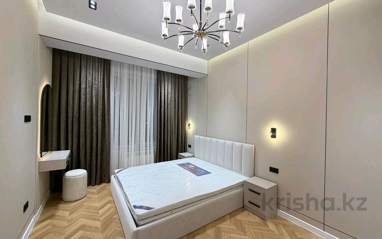 2-комнатная квартира · 77 м² · 5 этаж, Розыбакиева 320 за 470 000 ₸ в Алматы, Бостандыкский р-н — фото 2