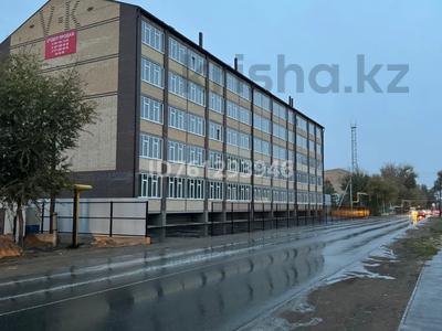 3-комнатная квартира · 94 м² · 4/5 этаж, Кокшетау 1/3 за 27.3 млн ₸ в Уральске