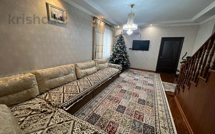 8 микрорайон 11 новоалтайск. Мира 17 сосновоборск красноярский край. 8 мкр дом. 8 мкр дом. 9 мкр 16 дом тобольск.