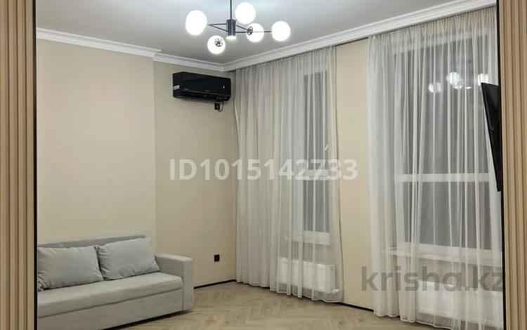 2-комнатная квартира · 51 м² · 5/13 этаж, мкр Тастак-1 348/1 за 350 000 ₸ в Алматы, Ауэзовский р-н — фото 2