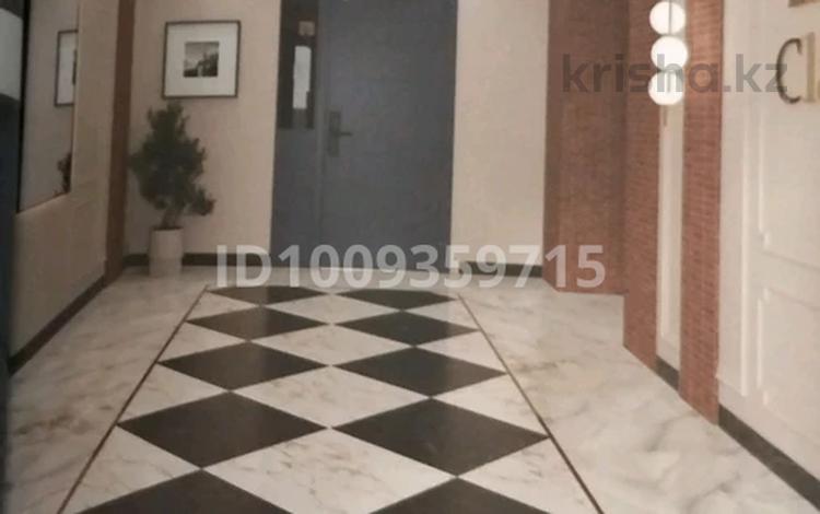 2-бөлмелі пәтер · 63 м² · 9/9 қабат, улица Жұмекен Нәжімеденов 51 — Нажимеденова, бағасы: 32 млн ₸ в Астане, Сарайшык р-н — фото 3