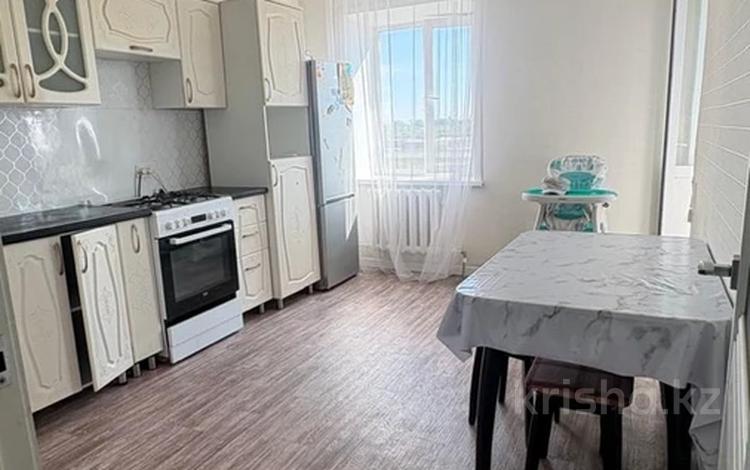 2-бөлмелі пәтер · 64 м² · 3/5 қабат, Сары арка 10/2, бағасы: 22.7 млн ₸ в Кокшетау — фото 9