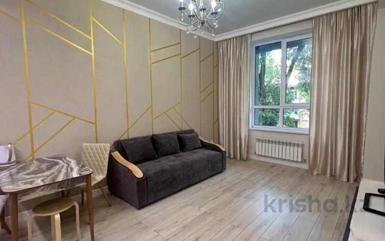 2-комнатная квартира, 42 м², 1/9 этаж, Карасай батыра 119/95