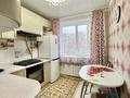 2-бөлмелі пәтер · 50 м² · 4/5 қабат, Строитель ш/а., бағасы: 19.5 млн ₸ в Уральске, мкр Строитель