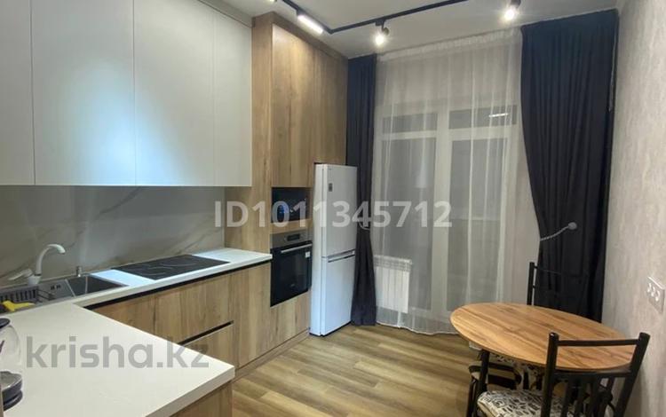 1-комнатная квартира · 44 м² · 2/5 этаж, мкр Городской Аэропорт, Алтын Арка 21 за 20.5 млн 〒 в Караганде, Казыбек би р-н — фото 2