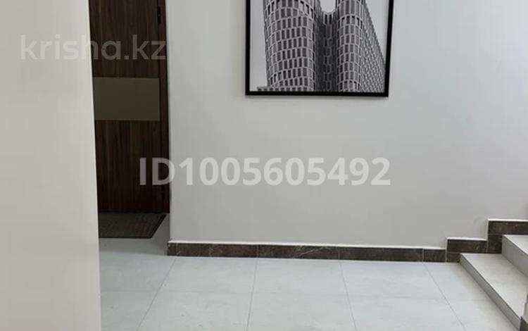 1-бөлмелі пәтер · 45 м² · 4/9 қабат, Абулхаир хана 69, бағасы: 41 млн ₸ в Атырау — фото 2