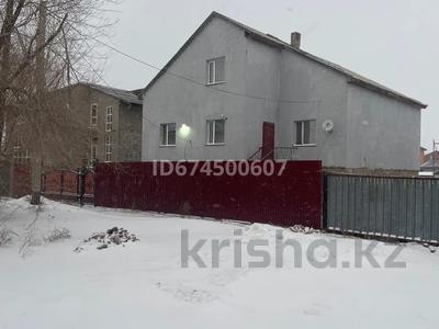 Отдельный дом · 7 комнат · 320 м², Майкудук, 5 квартал 13 за 300 000 〒 в Караганде, Алихана Бокейханова р-н
