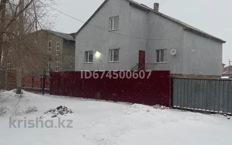 7-комнатный дом помесячно, 320 м², 9 сот., Майкудук, 5 квартал 13