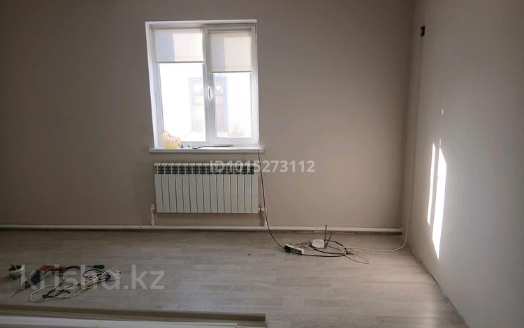 Часть дома · 4 комнаты · 200 м² · 10 сот., Халел Досмухамедова 98 — Мкр.старый эропорт за 35 млн ₸ в Атырау, мкр Авангард-4 — фото 2