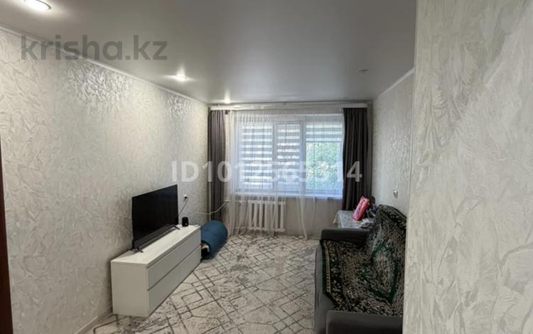 2-бөлмелі пәтер · 50 м² · 1/5 қабат, мкр 5 61/3 — Стадион, бағасы: 15 млн ₸ в Актобе — фото 2