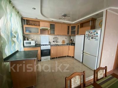 4-бөлмелі пәтер · 81.7 м² · 5/5 қабат, Амангельды 87, бағасы: 28 млн ₸ в Костанае