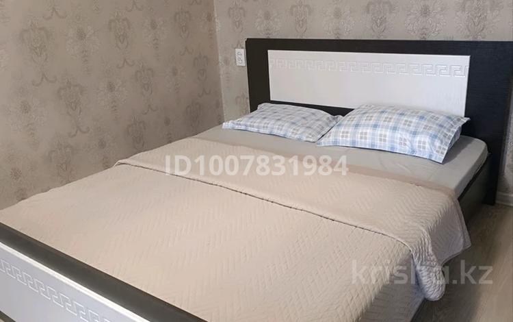 1-бөлмелі пәтер · 40 м² · 4/6 қабат, мкр Юго-Восток, Строителей 22 — НОВАЯ КОРЗИНА, бағасы: 10 000 ₸ в Караганде, Казыбек би р-н — фото 7