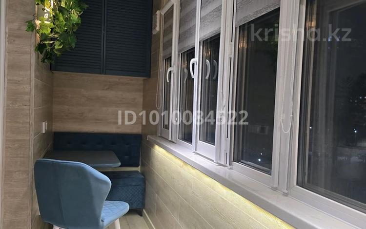 3-комнатная квартира · 70.6 м² · 5/9 этаж, мкр Юго-Восток, Республики 18 за 35 млн 〒 в Караганде, Казыбек би р-н — фото 2