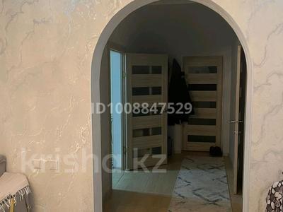 Отдельный дом · 4 комнаты · 180 м² · 8 сот., мкр Байтак-2, Наби Жаксыбаева 18 за 28 млн ₸ в Атырау