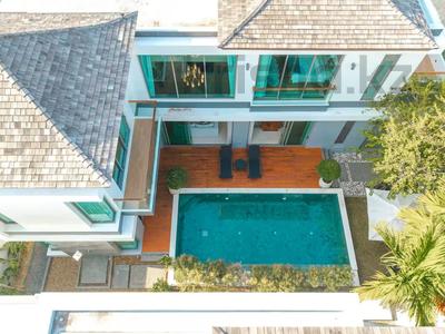 Отдельный дом · 3 комнаты · 395 м² · 3.13 сот., Чернгталай за ~ 387.7 млн 〒 в Пхукете