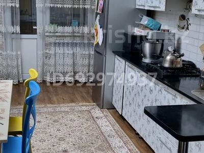 2-бөлмелі пәтер, 81.3 м², 1/5 қабат, мкр арай -2 10, бағасы: 22 млн 〒 в Таразе