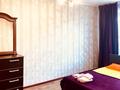 1-комнатная квартира, 44 м², 3/5 этаж посуточно, Назарбаева за 7 000 〒 в Усть-Каменогорске — фото 2