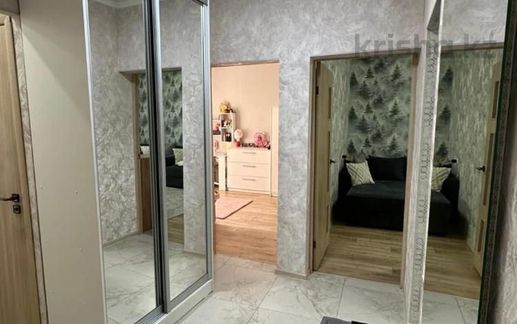 3-комнатная квартира · 70 м² · 5/5 этаж, мкр Айнабулак-2 за 46 млн ₸ в Алматы, Жетысуский р-н — фото 2
