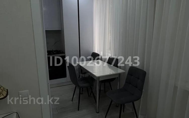 2-бөлмелі пәтер · 40.7 м² · 2/2 қабат, Ш.калдаякова 24 — Напротив супермаркета Анвар, бағасы: 11.8 млн 〒 в Актобе — фото 2