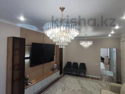 3-бөлмелі пәтер · 96 м² · 3/5 қабат, Алтын орда ш/а., бағасы: 45 млн ₸ в Актобе, мкр. Алтын орда