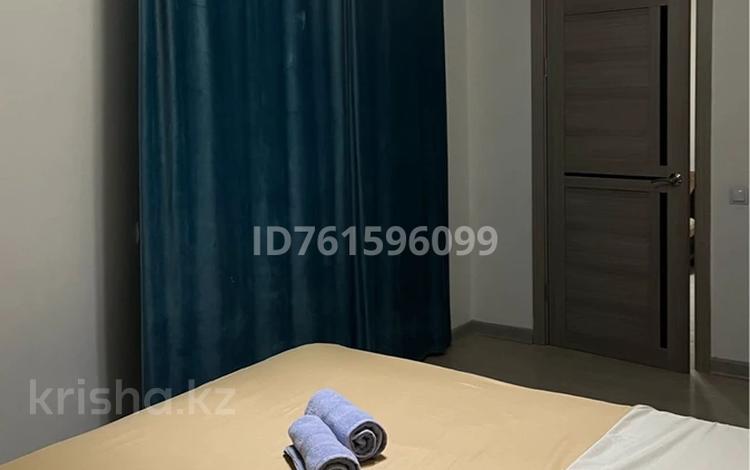 1-комнатная квартира · 45 м² · 1/5 этаж, мкр Строитель, Курмангазы 102 — 4мкр-строитель за 12 000 ₸ в Уральске — фото 3