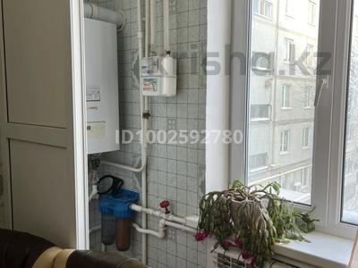 4-бөлмелі пәтер · 88.5 м² · 3/5 қабат, Ауэзова 4 — Рядом Торговый Центр, казахская школа - гимназия и детский сад, автовокзал, магазин «Алишер», магазин «Аль-Софи», стоянка такси по городу и в Актобе, бағасы: ~ 33.3 млн ₸ в Хромтау