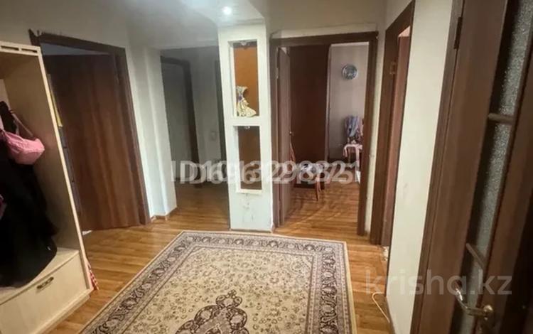 3-бөлмелі пәтер · 74 м² · 9/9 қабат, мкр Аксай-1А — Толеби Яссауи, бағасы: 45 млн ₸ в Алматы, Ауэзовский р-н — фото 2