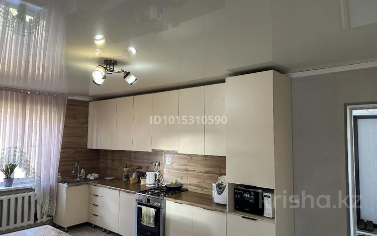 Жеке үй · 3 бөлме · 100 м² · 10 жүзд., Байсеитовой 2, бағасы: 29 млн ₸ в Усть-Каменогорске, Ахмирово — фото 2