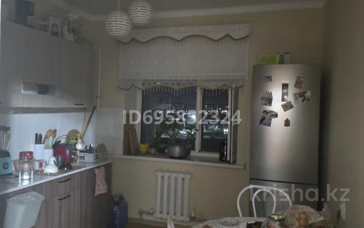 3-бөлмелі пәтер · 70 м² · 5/5 қабат, Левый берег 39, бағасы: 16 млн ₸ в  — фото 2