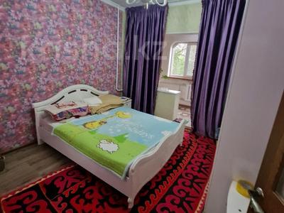2-бөлмелі пәтер · 56 м² · 3/5 қабат, Айнабұлақ-2 ш/а. 81, бағасы: 42 млн ₸ в Алматы, Жетысуский р-н