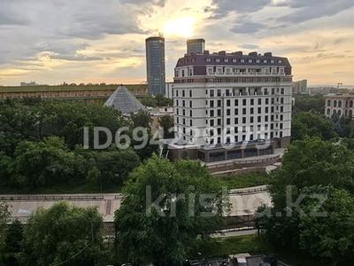 Аренда квартир в Алматы: 4-комнатная квартира · 121 м² · 7/15 этаж, Сатпаева 30/5 — Река Есентай за 1 млн 〒 4-комнатная квартира · 121 м² · 7/15 этаж, Сатпаева 30/5 — Река Есентай за 1 млн 〒 в Алматы, Бостандыкский р-н