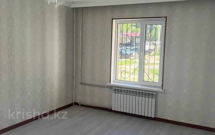 1-комнатная квартира, 38 м², 1/5 этаж помесячно, мкр Нижний отырар 14