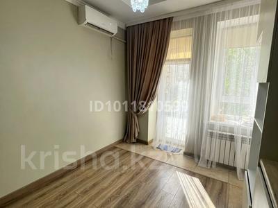 3-бөлмелі пәтер · 80 м² · 2/5 қабат, Просп. Абулхаир Хана 66к3, бағасы: 36.5 млн ₸ в Атырау, мкр Авангард-2