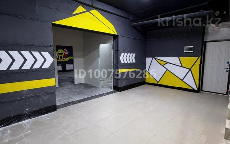 Офисы, склады · 163.9 м² за 16 млн ₸ в Актобе, мкр. Алтын орда — фото 2