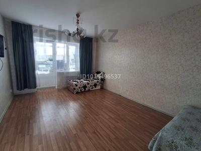 2-комнатная квартира · 65 м² · 9/9 этаж, 10 мкр 24 за 20 млн ₸ в Аксае