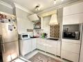 2-бөлмелі пәтер · 81.7 м² · 10/12 қабат, Рыскулбекова, бағасы: 62.5 млн ₸ в Алматы, Бостандыкский р-н — фото 7