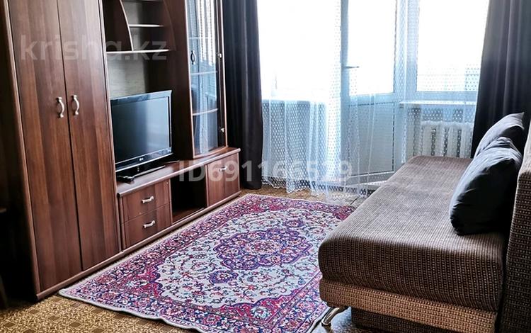 1-комнатная квартира · 38 м² · 4/5 этаж, мкр Новый Город, Назарбаева 57 за 140 000 ₸ в Караганде, Казыбек би р-н — фото 6