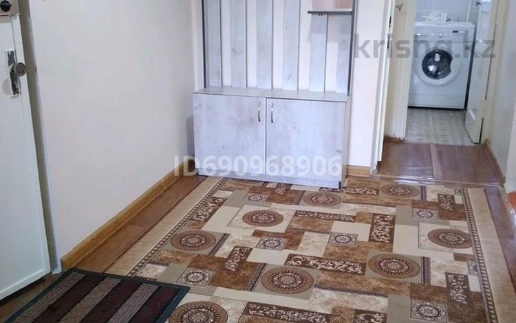 2-бөлмелі пәтер · 53 м² · 4/5 қабат, Пр. Кабанбай батыра 5А — Рядом со стадионам Локомотив, бағасы: 20 млн ₸ в Шымкенте, Аль-Фарабийский р-н — фото 2
