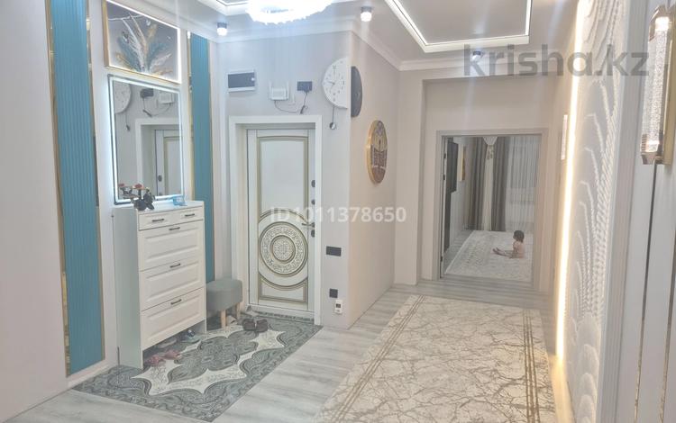 4-бөлмелі пәтер · 150 м² · 10/10 қабат, 18А мкр 5, бағасы: 77 млн ₸ в Актау — фото 2