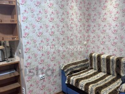 2-бөлмелі пәтер · 65 м² · 2/5 қабат, Тауелсиздик 31, бағасы: 8 000 ₸ в Курчатове
