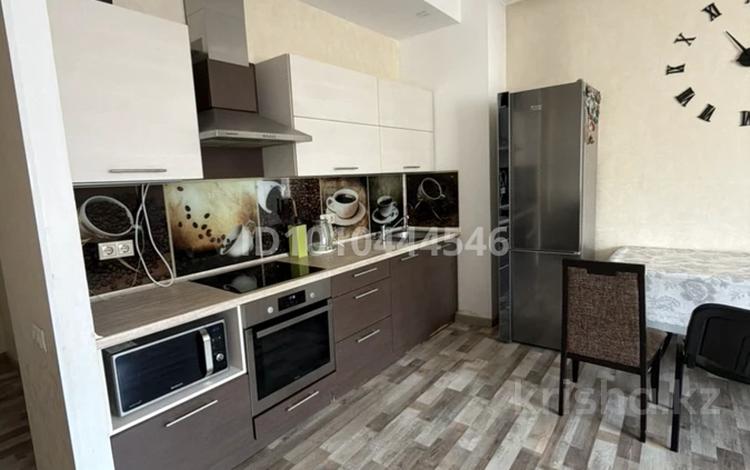2-комнатная квартира · 70 м² · 13/18 этаж, Навои 208 — Торайгырова за 360 000 ₸ в Алматы, Бостандыкский р-н — фото 2