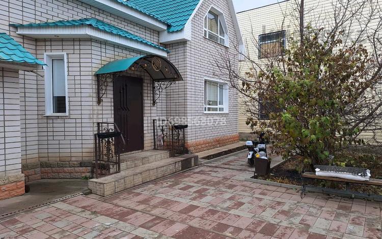 Часть дома · 7 комнат · 155 м² · 10 сот., Құрманғазы 8 — Тайқазан за 70 млн ₸ в Актобе, жилой массив Юго-Запад-1 — фото 3