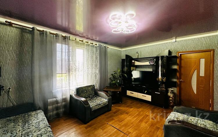 Отдельный дом · 4 комнаты · 88 м² · 6 сот., Байдукова за 7.5 млн 〒 в Шахтинске — фото 2