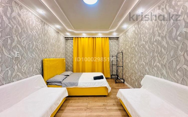 3-комнатная квартира · 80 м² · 1/10 этаж, Толе би 285/8 за 24 900 ₸ в Алматы, Ауэзовский р-н — фото 2
