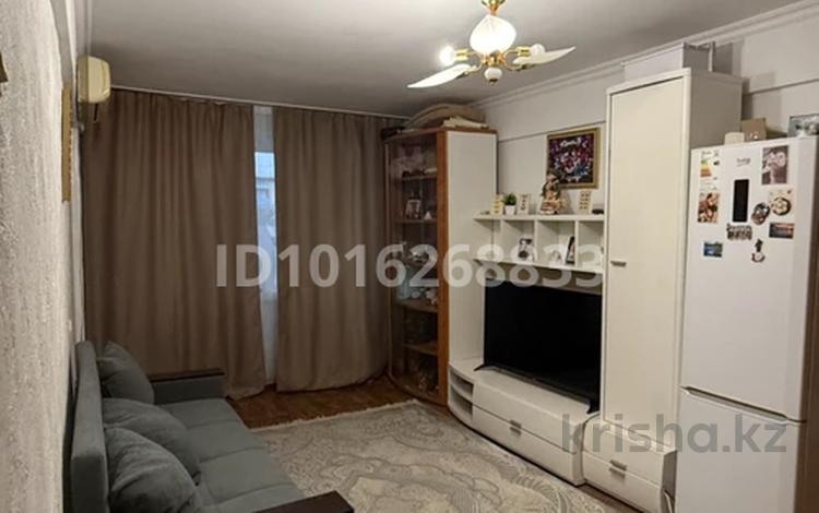 2-бөлмелі пәтер · 45 м² · 4/5 қабат, Ауэзова 52В, бағасы: 11.5 млн ₸ в Атырау, мкр Жилгородок — фото 2